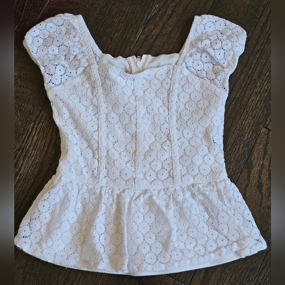 White Lace Peplum Top Kids size 7/8